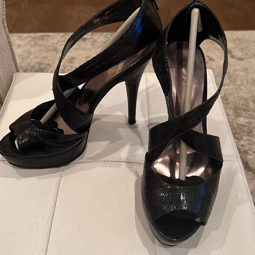 Carlos Santana Platform Heels SZ 10